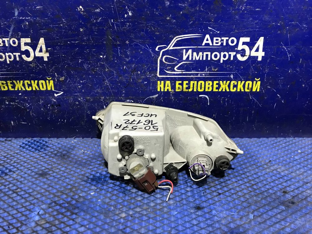 Туманка правая TOYOTA CELSIOR 2000-2003