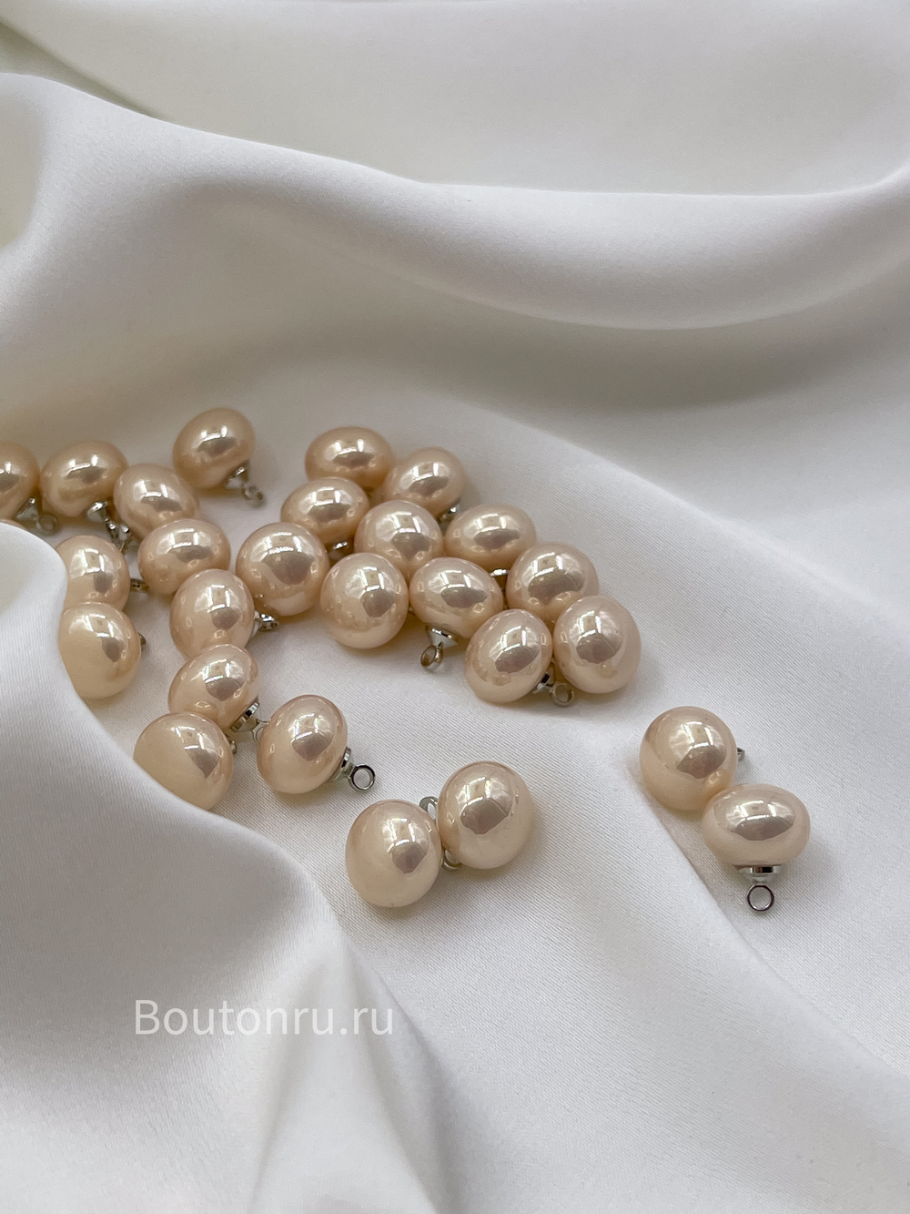 Пуговицы Жемчужные4 пудровые 10 мм