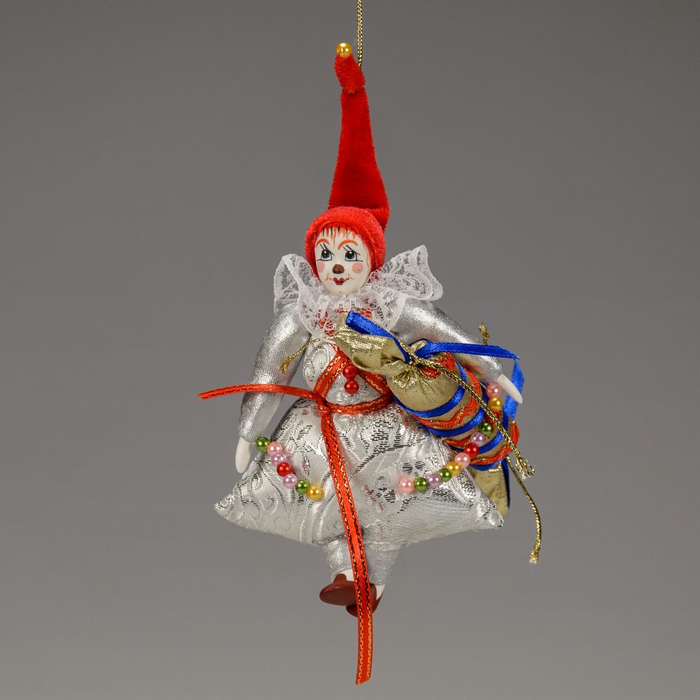 Ёлочная игрушка Гном с хлопушкой