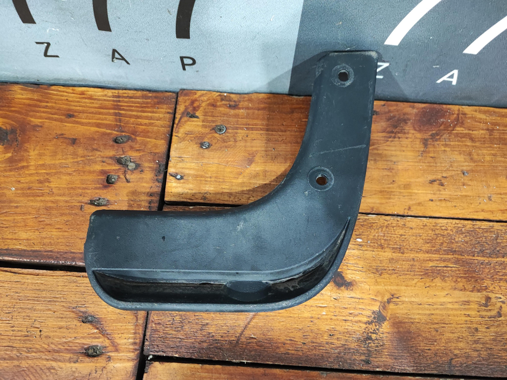 Брызговик задний левый Kia Rio 4 X-Line 17-20 Б/У Оригинал 86841H0500