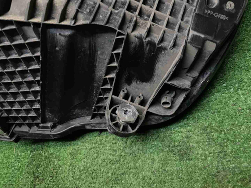 Битая Фара правая Mercedes C w205 (2018-2023) LED