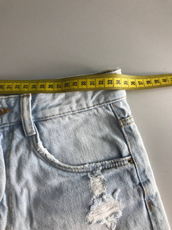 Шорты Zara для модных образов, маркировка 34, визуально на 40 размер