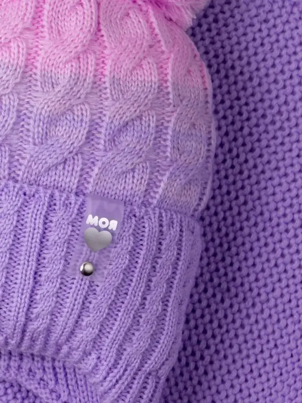 Шапка для девочки осенняя вязаная и снуд