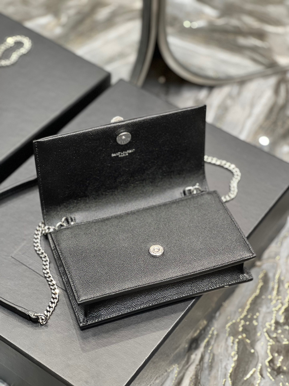 Saint Laurent Kate Chain Wallet 19 cm