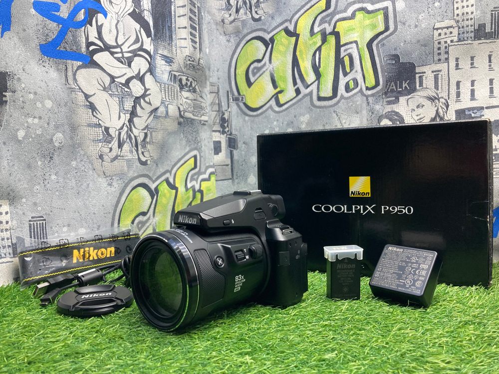 Nikon CoolPix P950