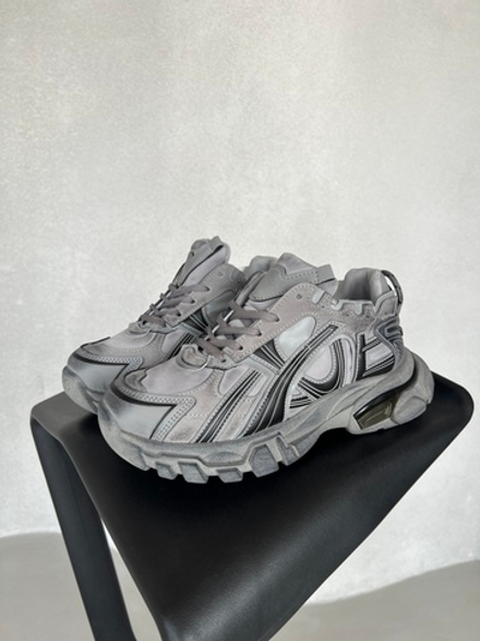 Кроссовки женские серые