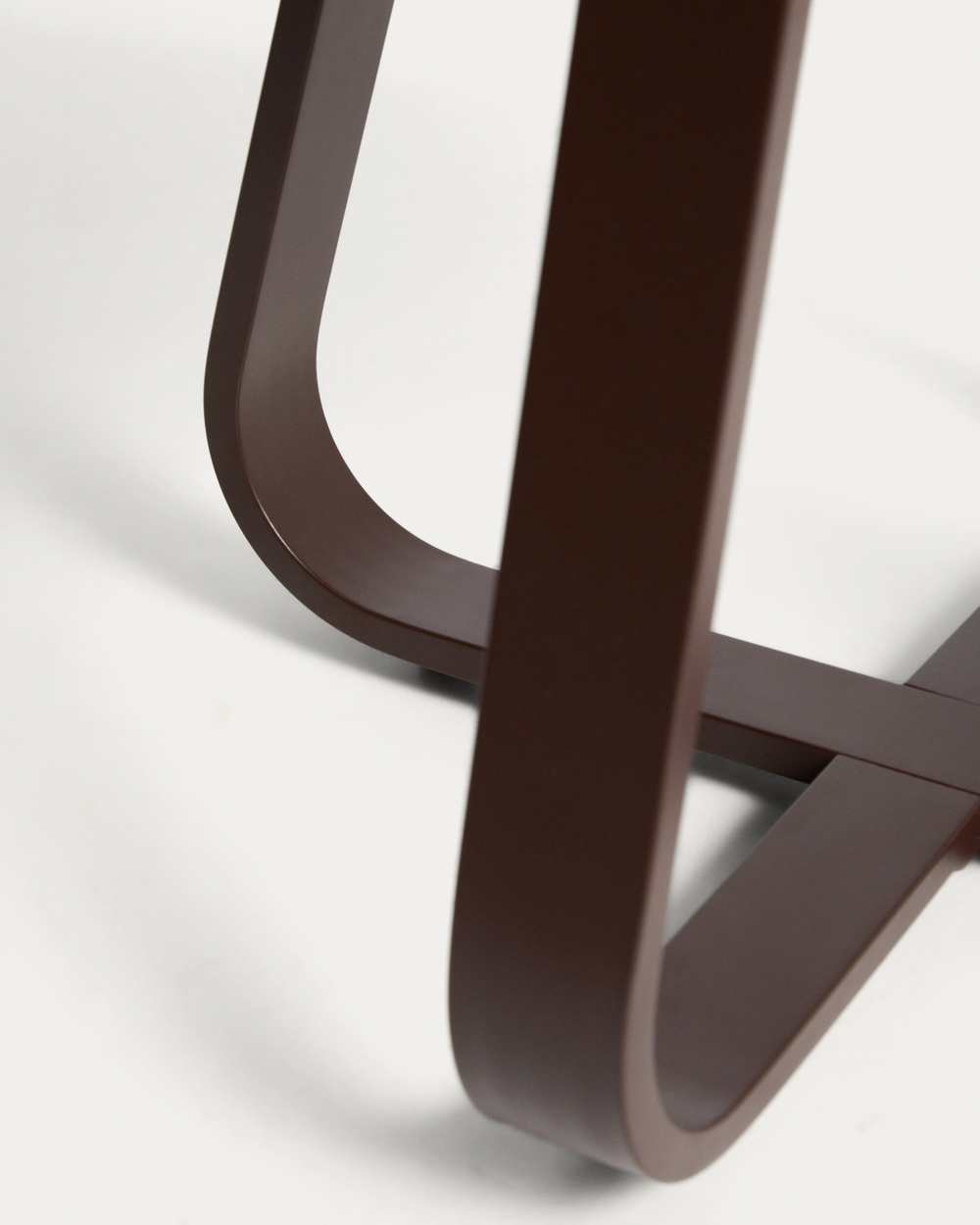 Уличный столик Tamaris из алюминия коричневого цвета Ø48 см