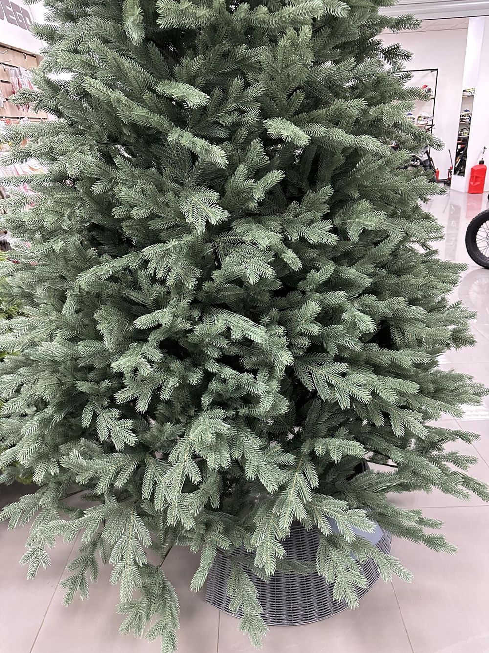 Голубая искусственная ель «Балтийская» (Литая хвоя) 180 см / 1,8 м