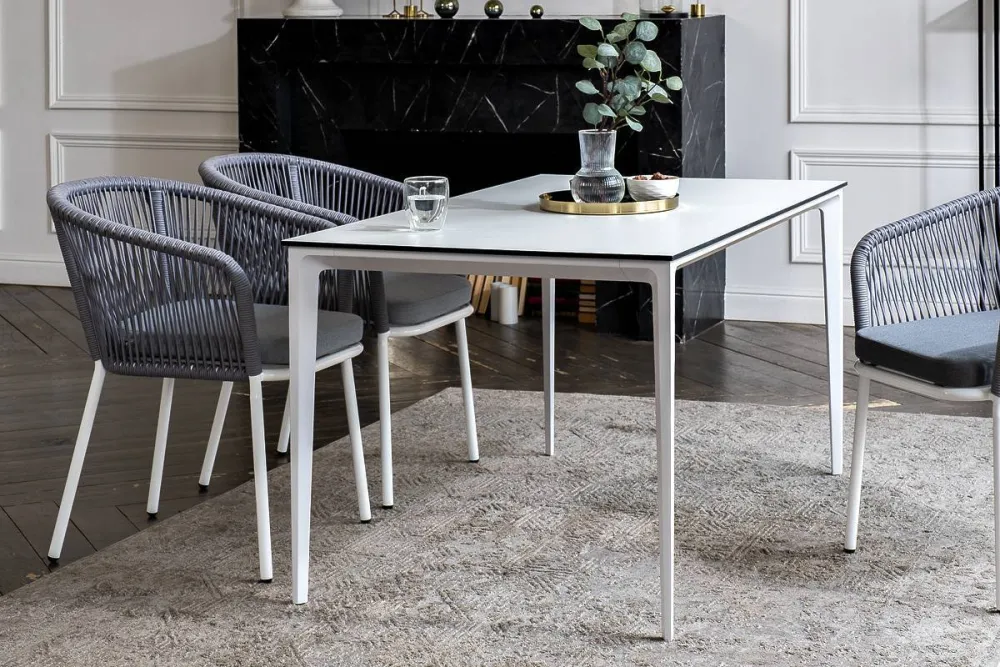 "Малага" обеденная группа на 4 персоны со стульями "Марсель", каркас белый, роуп светло-серый