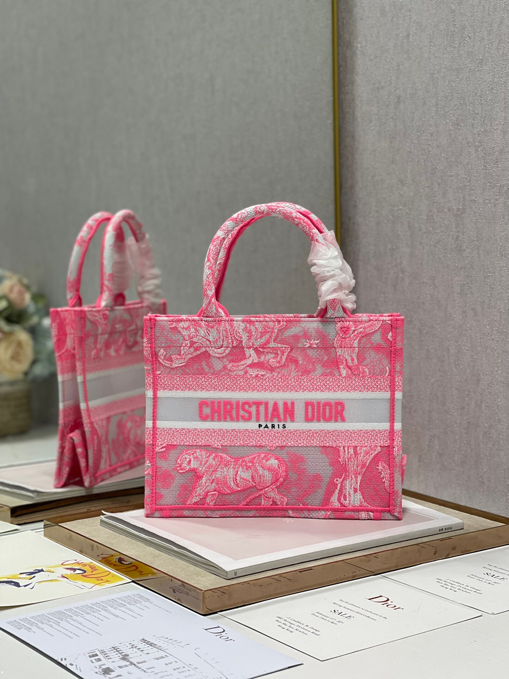Christian Dior Book Tote 26 cm