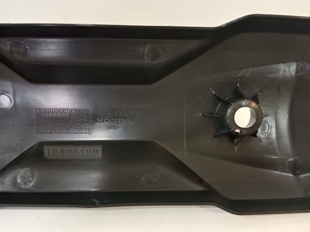 18318-K20-900. PROTECTOR, MUFFLER *NH1*. Honda Zoomer-x