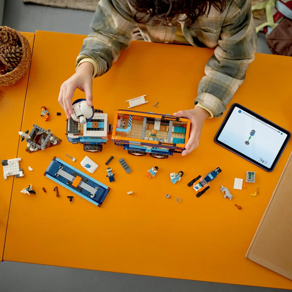 Конструктор LEGO City 60471 Грузовик для научной лаборатории Arctic Explorer