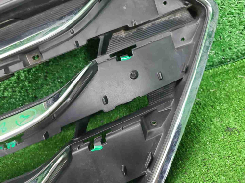 Решетка радиатора Hyundai Santa Fe 3 DM (12-16)