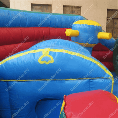 Большой надувной батут-горка "Корабль флибустьеров" 14*6*6 м