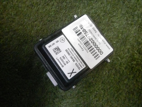 Камера передняя Toyota Camry xv70 (2017-2017)