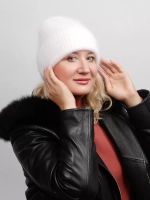 шапка бини осенняя -зимняя из ангоры вязаная