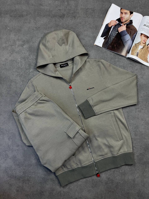 Спортивный костюм Kiton