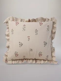 Декоративная наволочка с рюшами, оборками "Гербарий Эко" 70х70 см, 1 шт, без молнии