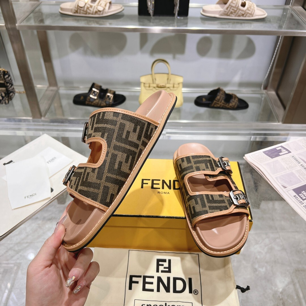 Fendi Feel Slides