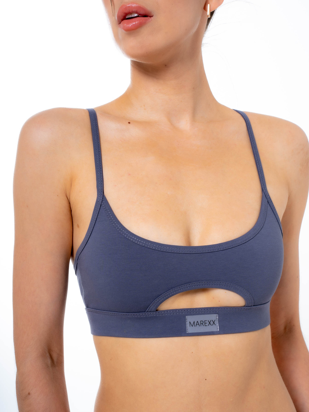 Топ на тонких бретелях размер 42-48