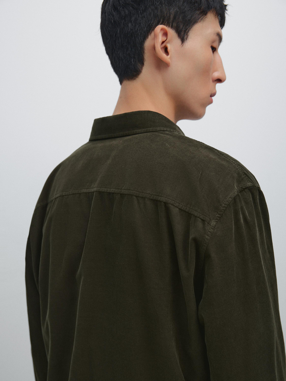 Massimo Dutti Рубашка прямого кроя в рубчик, зеленый