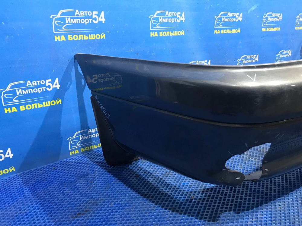 Бампер задний TOYOTA AVENSIS 2001
