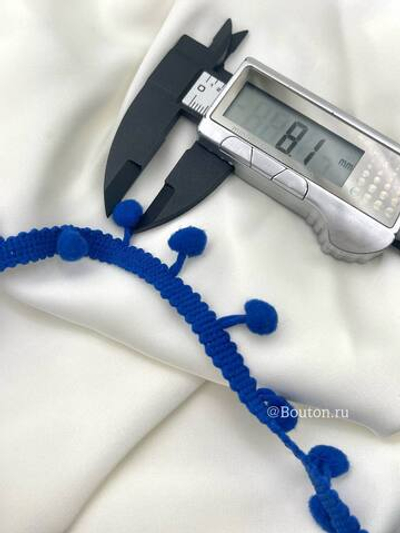 Тесьма с плюшевыми помпонами синяя