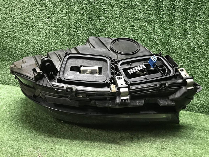 Фара левая Mercedes S W223 (20-нв) Multibeam LED