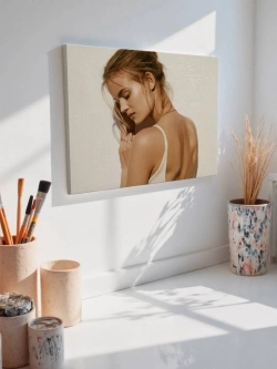 Картина на стену 40 X 50 Девушка