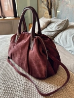 Женская бордовая сумка из натуральной замши