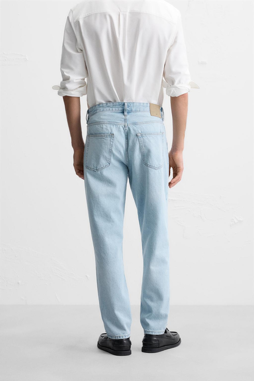 Джинсы tapered slim fit