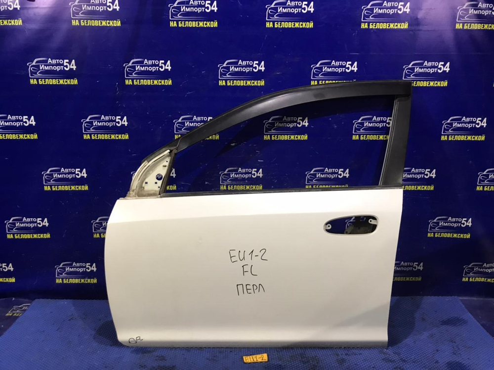 Дверь передняя левая Honda CIVIC 2001