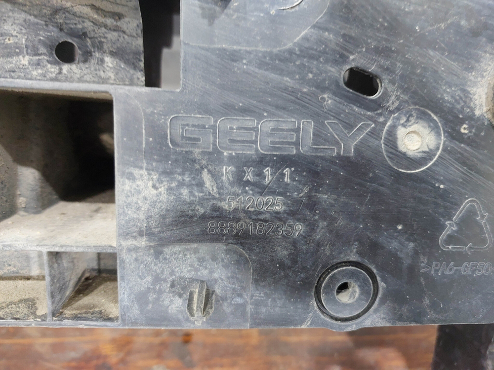 Панель передняя Geely Monjaro 21-нв Б/У Оригинал 5027142200