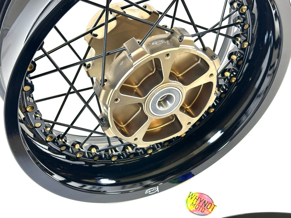 Kineo Спицованные колеса Harley Davidson Sportster 1250S (комплект) CET22134 / CET22135