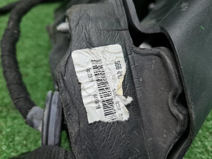 Зеркало правое Skoda Kodiaq (2016-н.в.) 17 конт