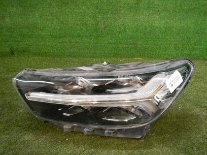 Фара левая Volvo XC40 (2017-2022) LED