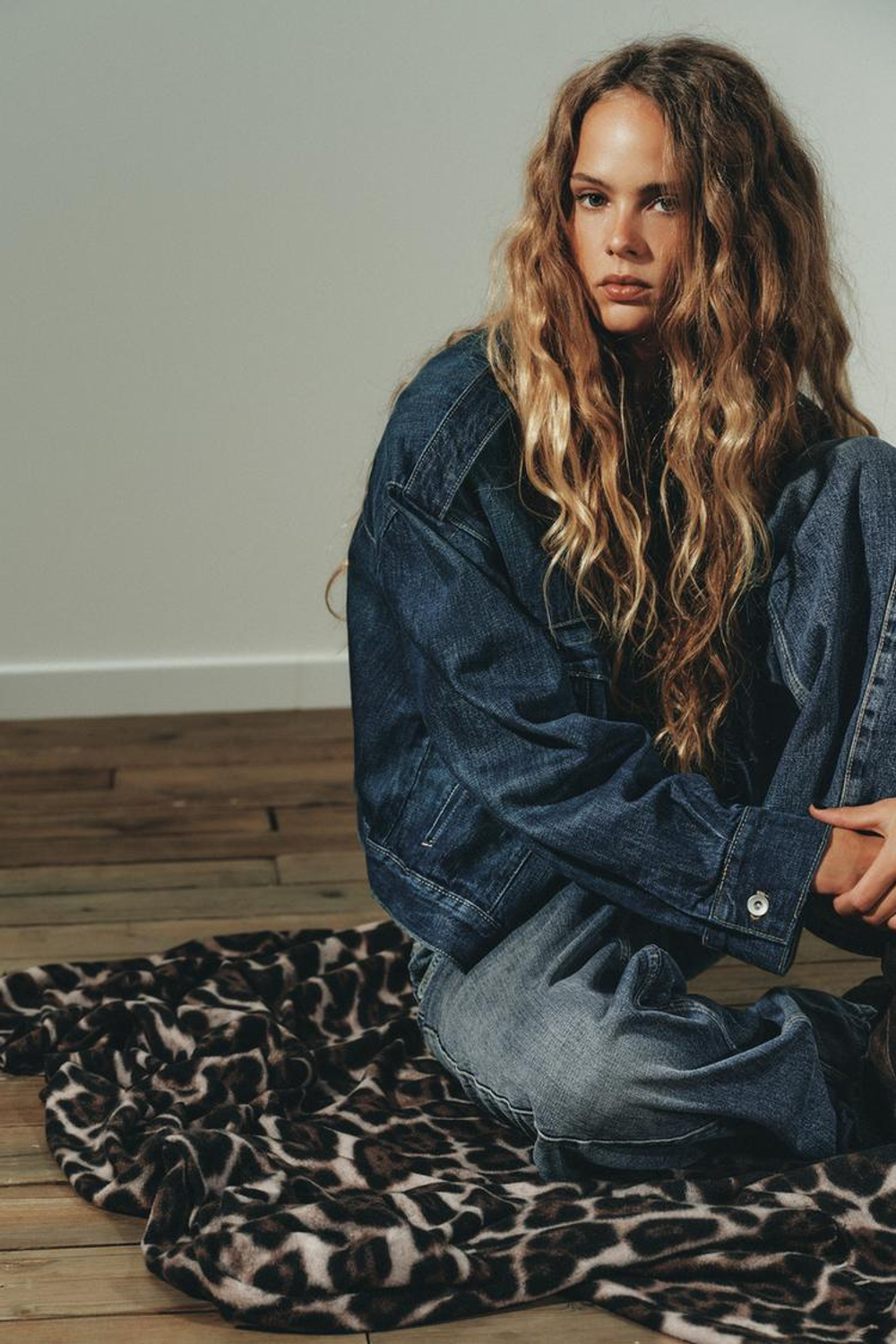 ZARA ШАРФ С АНИМАЛИСТИЧЕСКИМ ПРИНТОМ, ЛЕОПАРДОВЫЙ