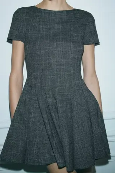 ZARA КОРОТКОЕ РАСКЛЕШЕННОЕ ПЛАТЬЕ — ZW COLLECTION, СЕРЫЙ С МЕЛАНЖЕВЫМ ЭФФЕКТОМ