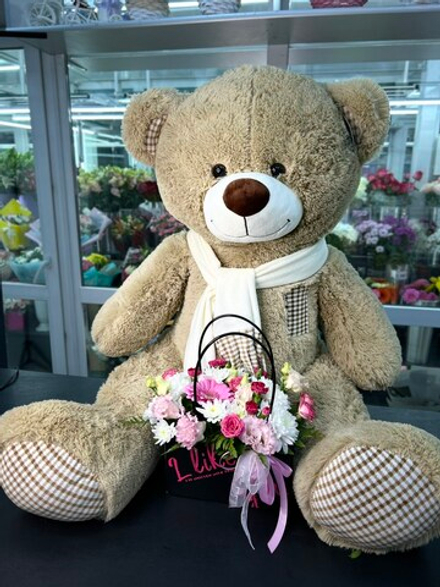 Мягкий медведь 75 см + композиция
