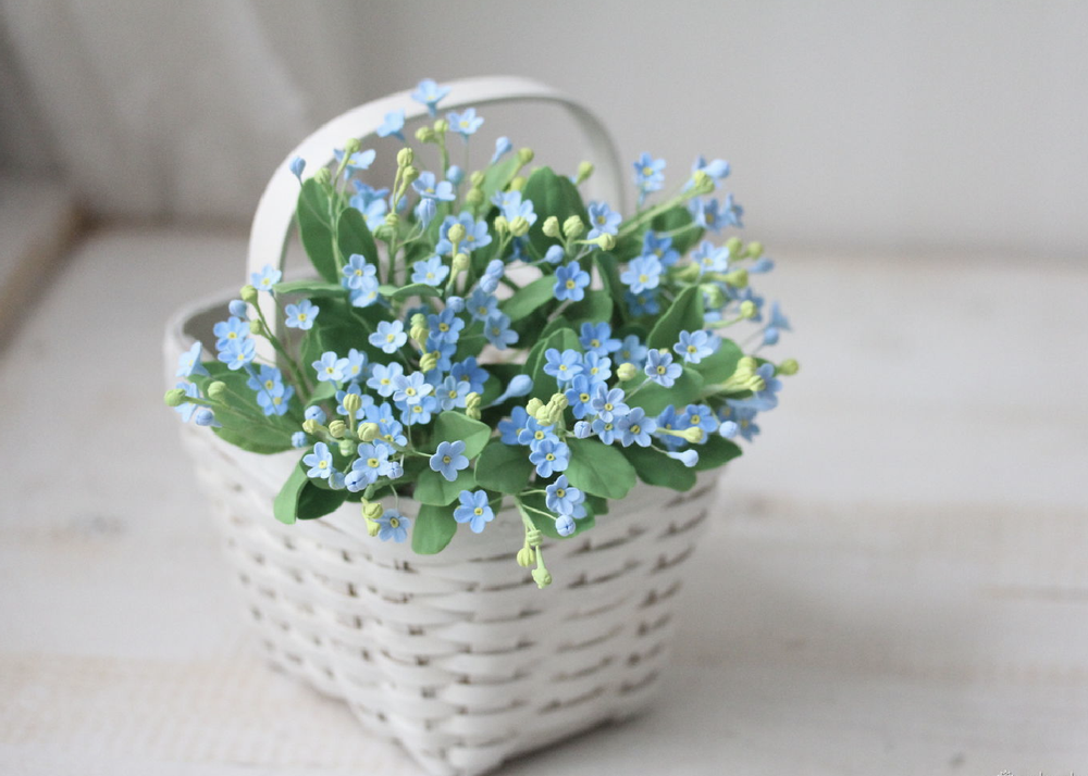 Веточка незабудки (1 шт)