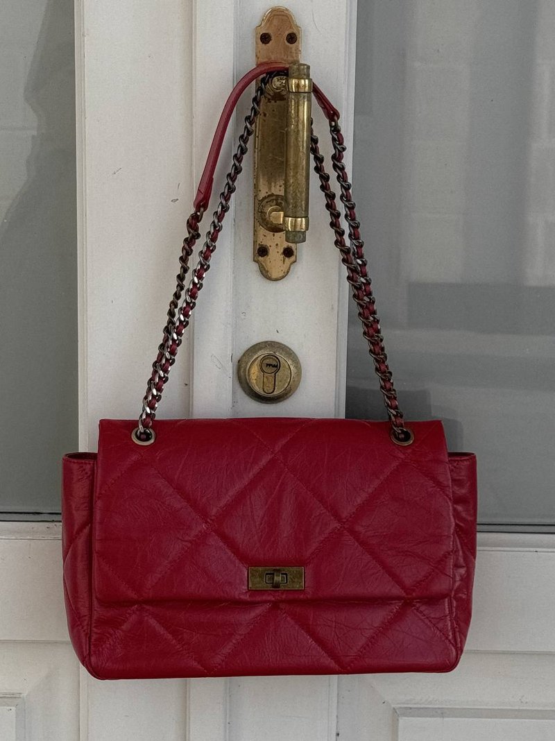 KELLY M красная