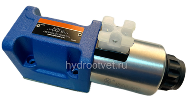 4WE10D5X/EG24N9K4/M -  Гидрораспределитель золотниковый Ду 10 (серия 5X) с электроуправлением G24, схема D (574А), возврат - пружинный