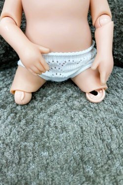 УЦЕНКА1 Кукла Nines виниловая 30см MIA CASE шарнирная без одежды (1210W)