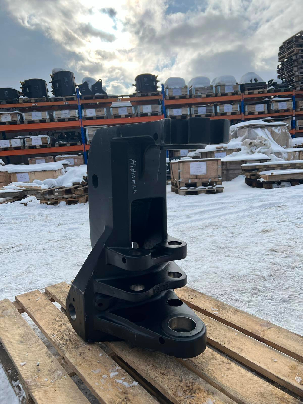 Поворотная рама (Swing post) 020/41023 Hidromek 102S-102B