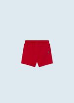 две футболки с шортами