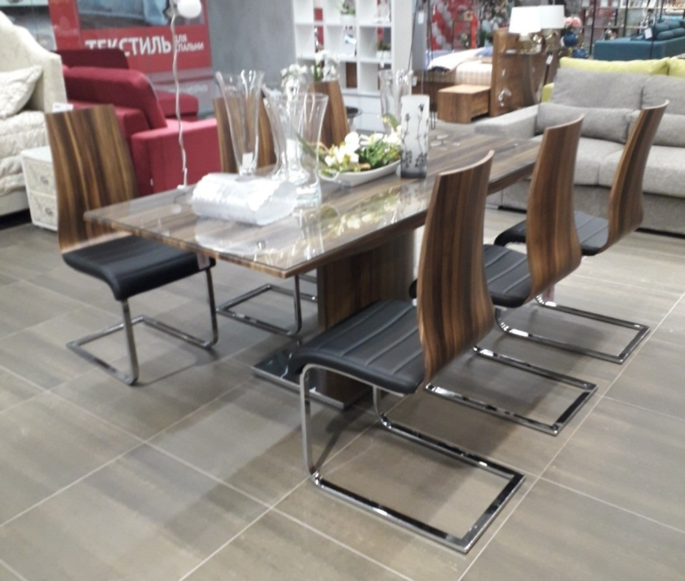 Обеденный стол DUPEN DT-02 орех