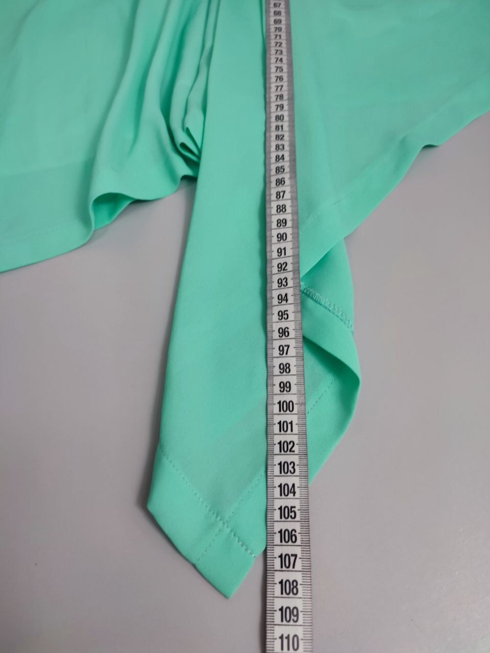 Платье красивого оттенка 42 размер