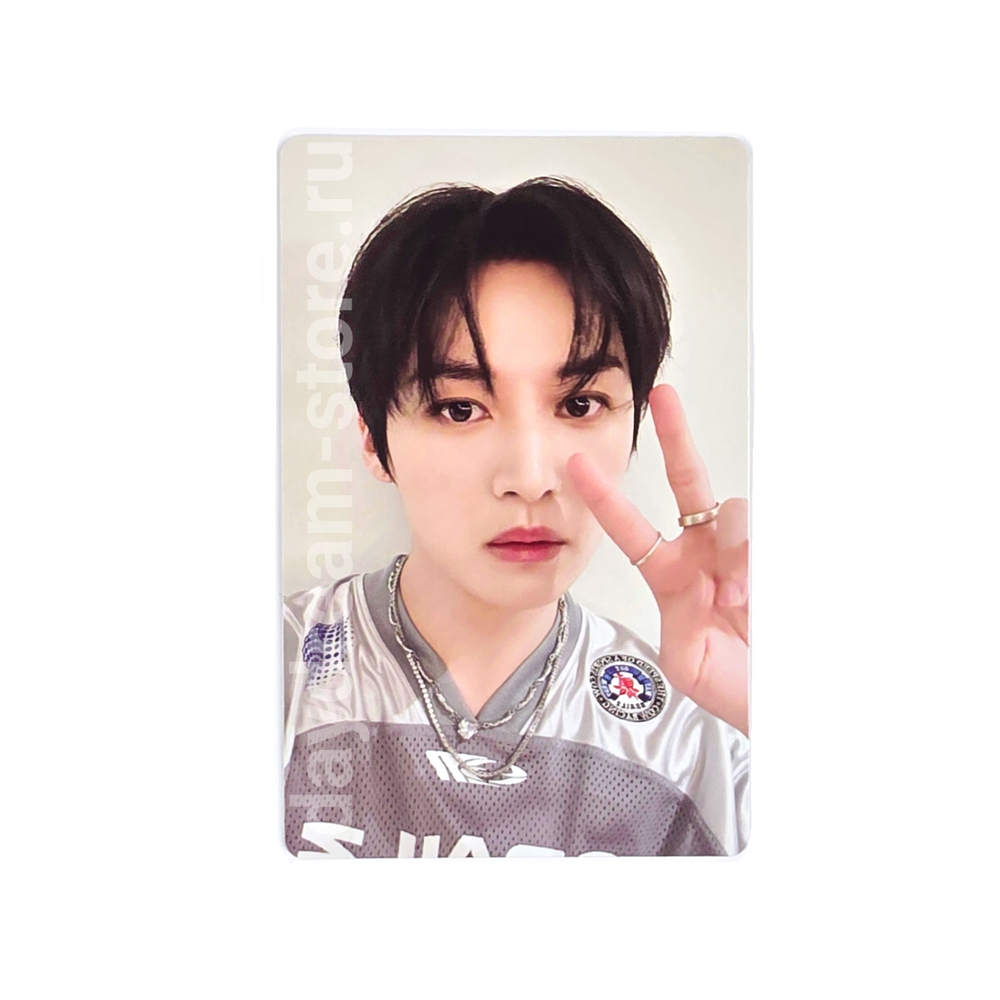 Фотокарта Lee Know Stray Kids - World Tour dominATE: SEOUL [DVD/Blu-ray]