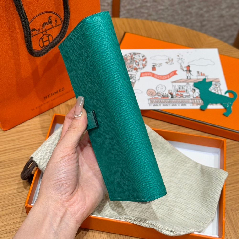 Hermes Bearn Wallet