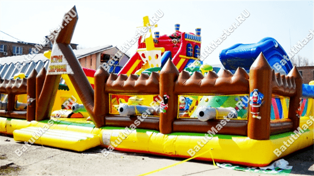 Большой надувной батут "Говорящая акула" 14*10*6 м